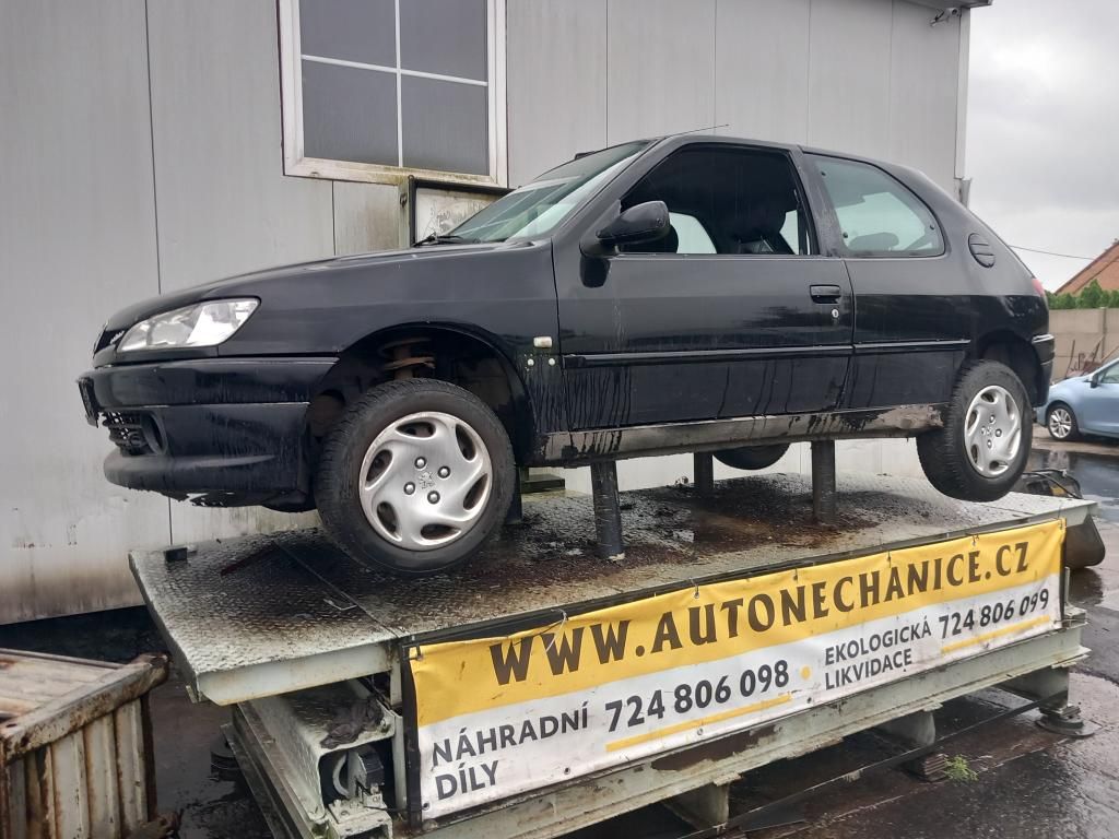 Peugeot 306 DJY, 1998