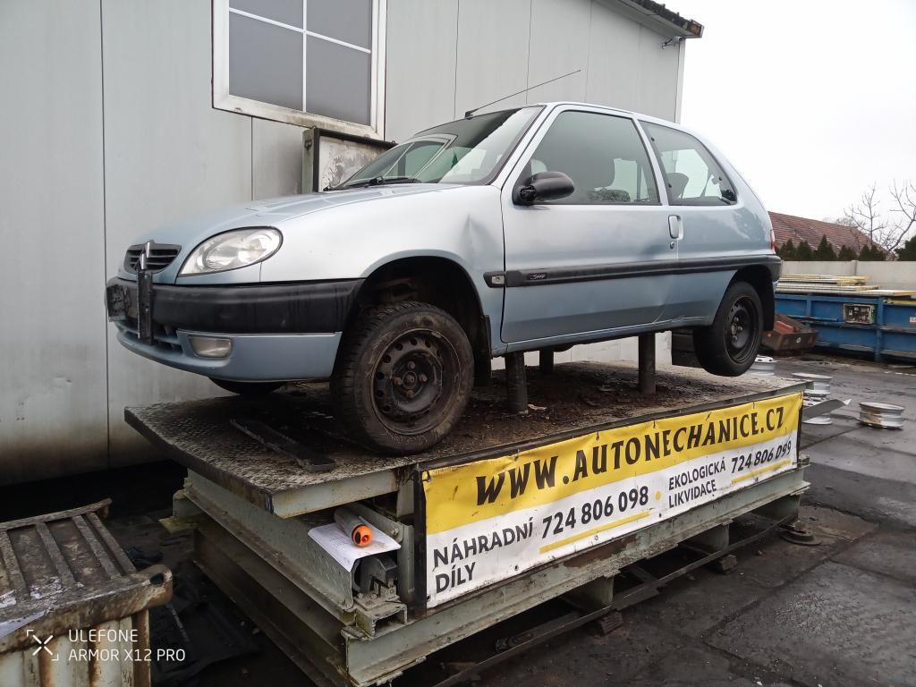 Citroën Saxo , 2002